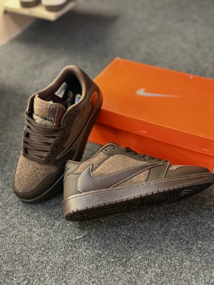 Air Jordan 1 Retro Low OG