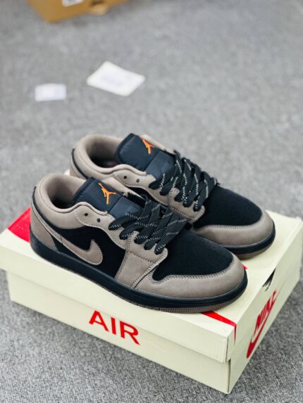 Jordan 1 Low SE Olive Grey